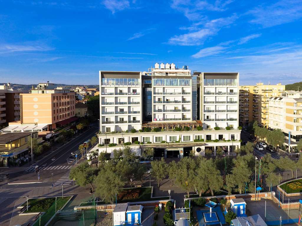 Charlie In Pesaro Hotel Exterior photo